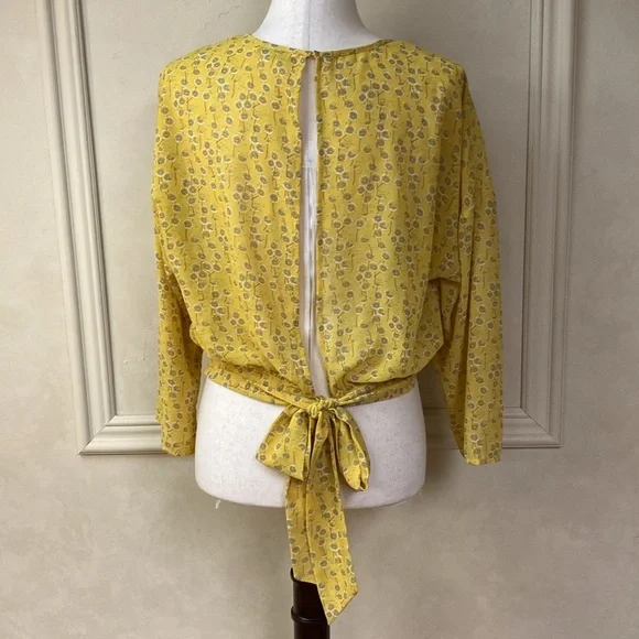 ONLY Slit back Floral Print Blouse - Picture 3 of 6